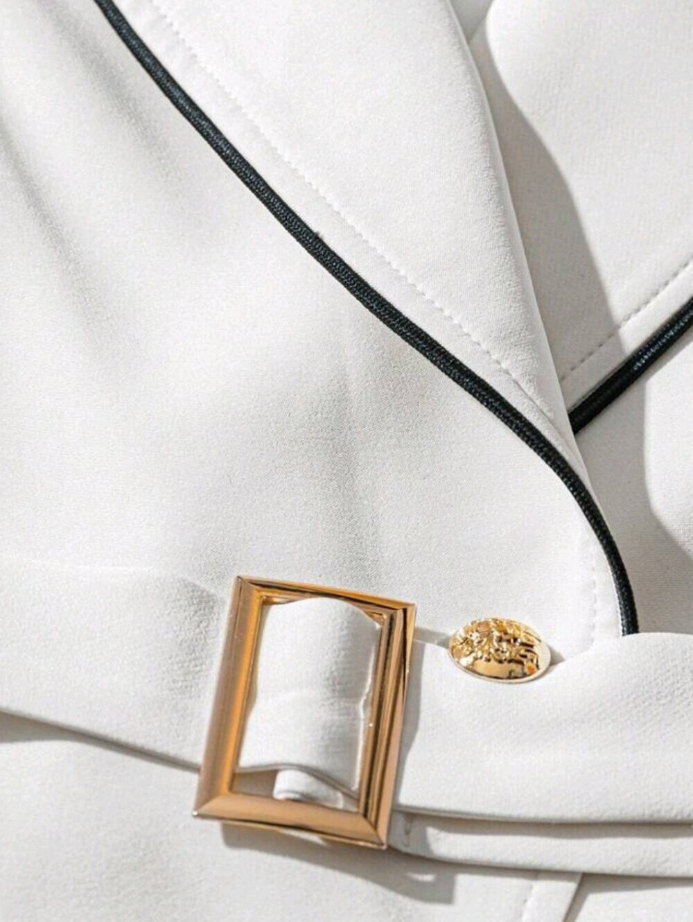 White Sleeveless Blazer Vest with Black Trim - Picture 3 of 6
